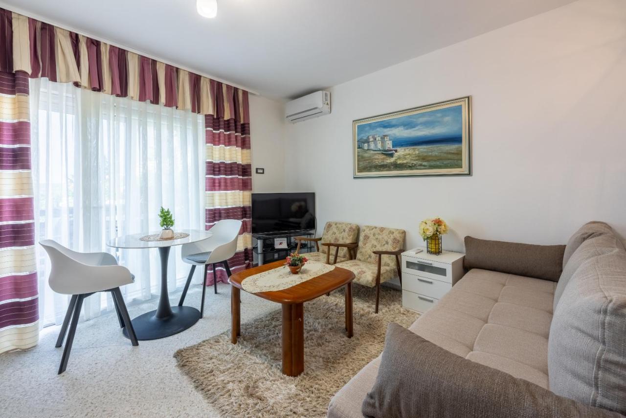 Villa Lucia 2 Dramalj Ngoại thất bức ảnh