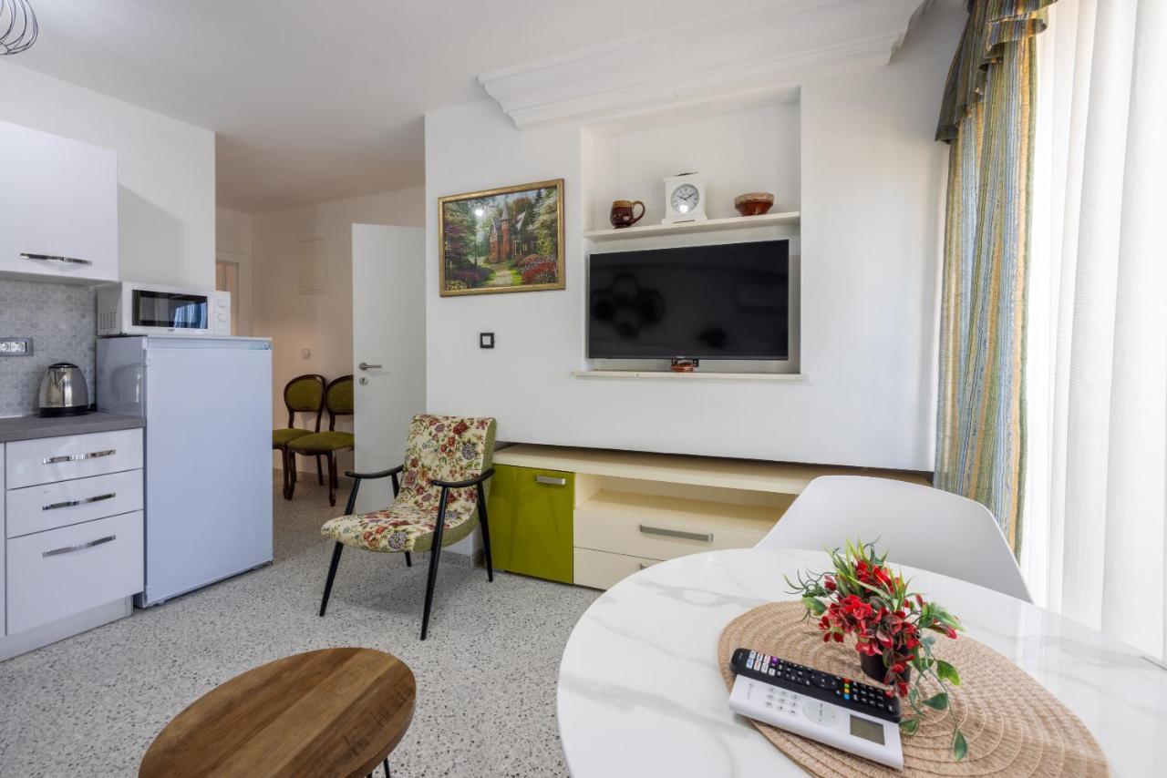 Villa Lucia 2 Dramalj Ngoại thất bức ảnh
